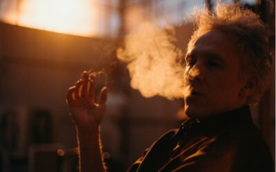 Comment reconnaître un fumeur de joint : les indices qui ne trompent pas